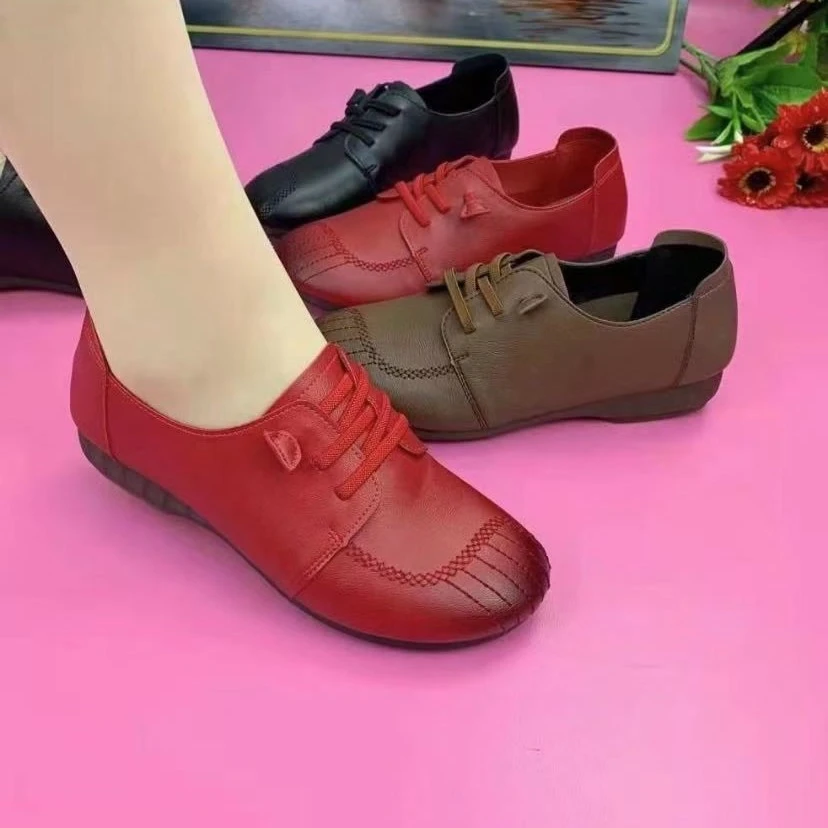 春秋女鞋软底软面防滑平底圆头中老年休闲单鞋舒适百搭妈妈鞋皮鞋