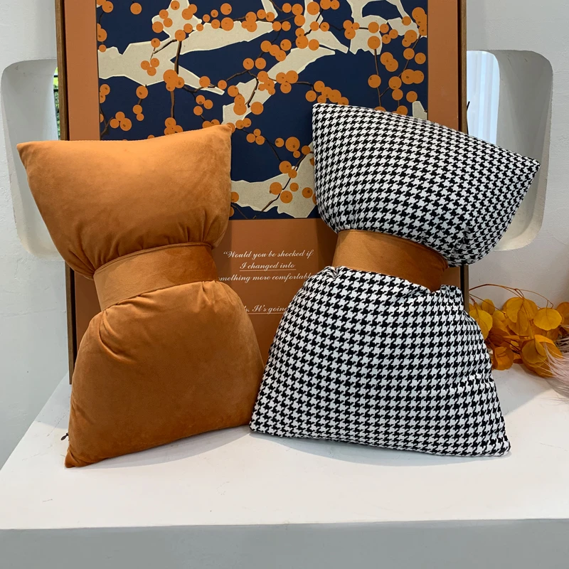 美式天鹅绒靠垫客厅沙发护腰橙色蝴蝶结抱枕北欧黑白简约纯色枕套