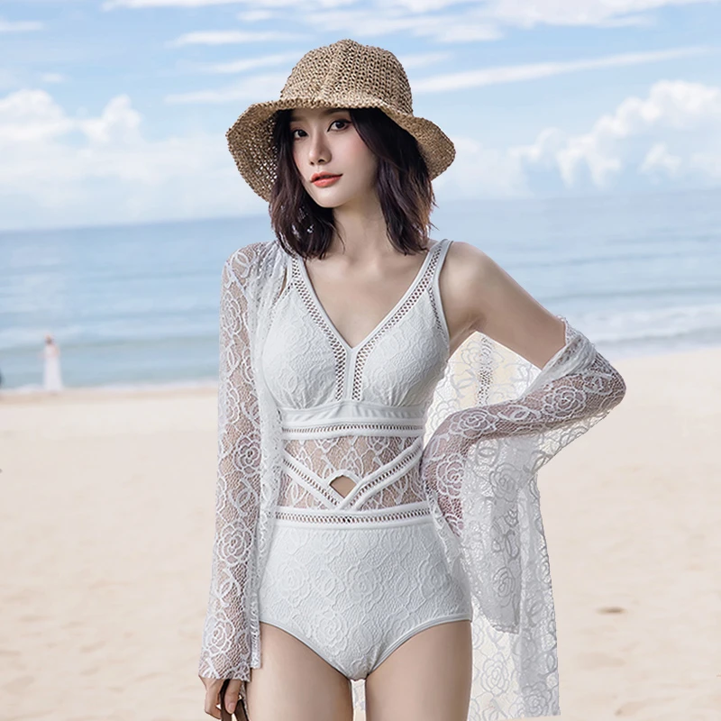 双11两件套连体泳衣2021新款温泉聚拢遮肚显瘦蕾丝披纱女游泳衣