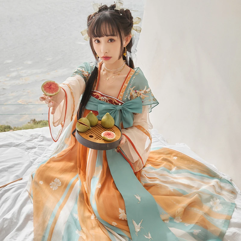 十三余小豆蔻儿[瑶遇见神鹿-王者荣耀联名]国风刺绣连衣裙春夏女