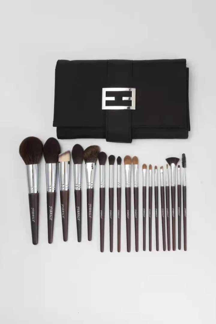 18支动物毛化妆刷