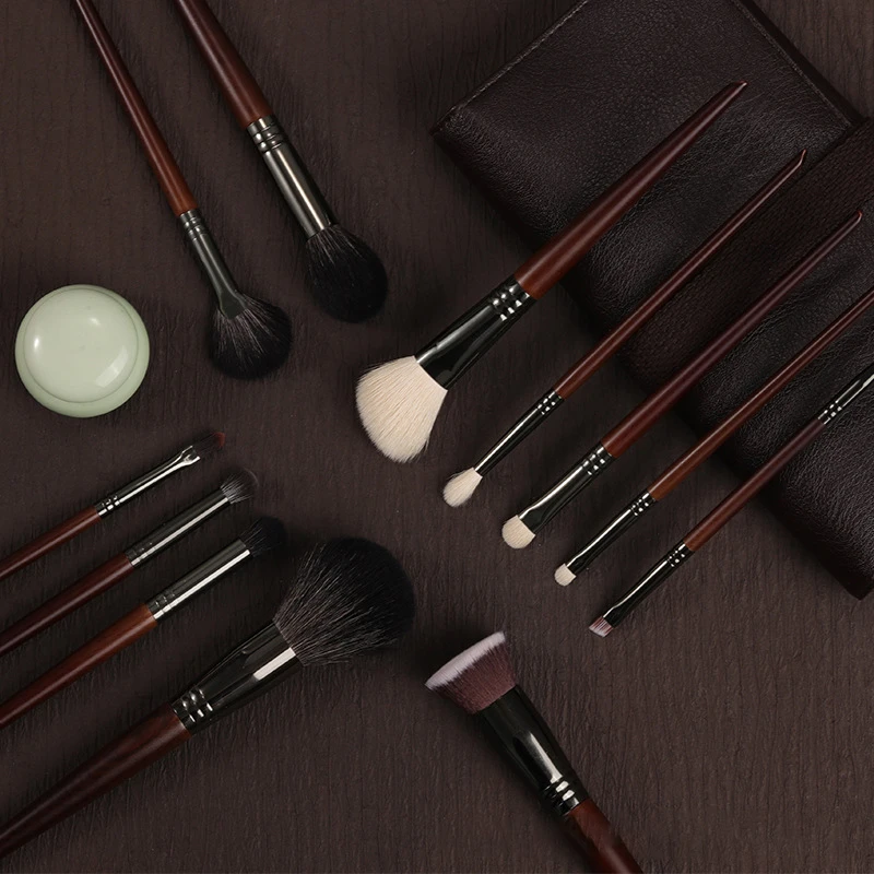 羊毛12支动物毛化妆刷套装超柔软刷毛散粉刷腮红刷子专业美妆工具