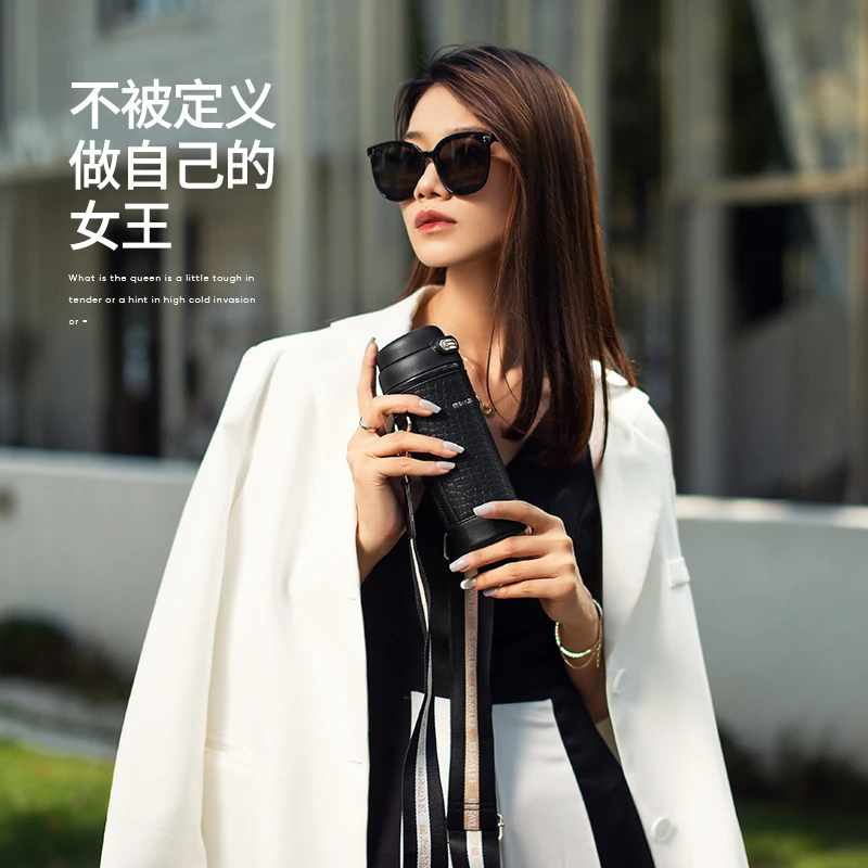 saylee小立幸运时尚双饮保温杯女士街拍斜跨吸管水杯直饮随手杯子