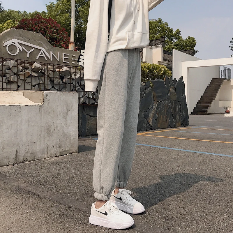梨形身材灰色运动裤女宽松束脚春秋冬季灯笼裤休闲加绒外穿卫裤女