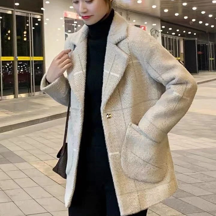 新款修身显瘦百搭西装大衣