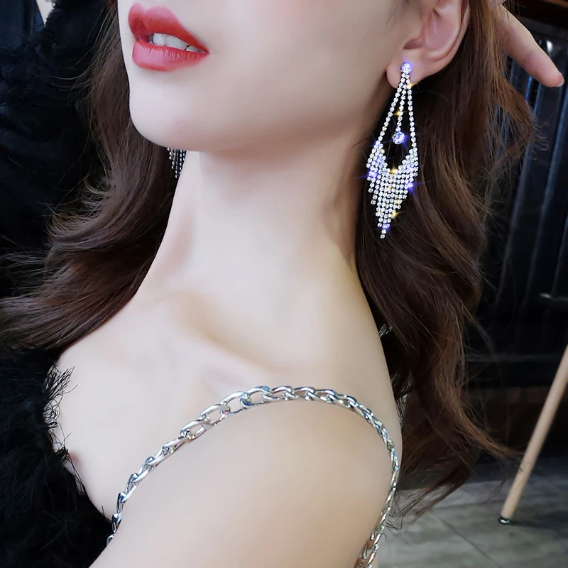 锌合金合成锆石耳饰 气质百搭长款流苏耳环韩版个性闪亮显瘦耳饰