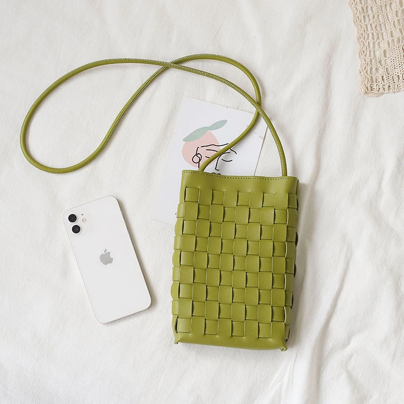 手工编织装放手机包袋小清新夏小包包2021新款女包迷你今年斜挎包
