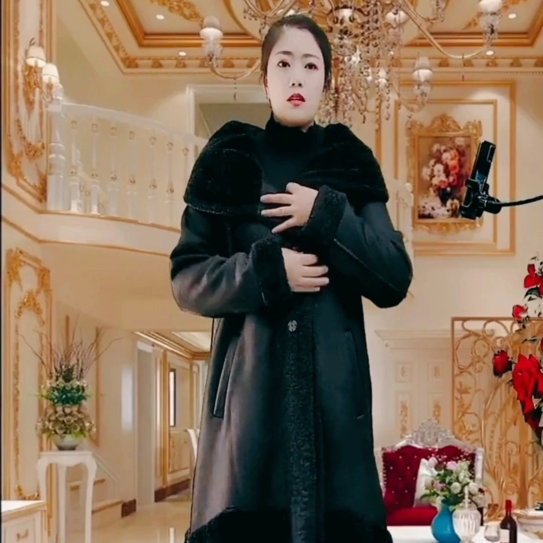 秋冬时尚保暖加绒大衣毛领女士中长款冬季加厚女款皮毛一体高端