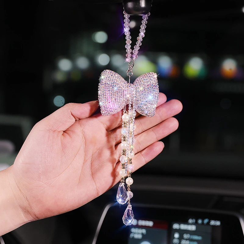 车载挂件时尚创意蝴蝶结镶钻挂饰车内后视镜吊坠女士汽车用品女