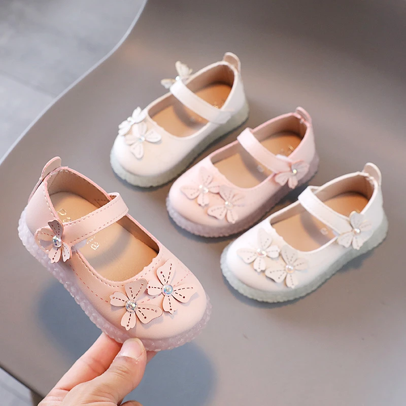 女童皮鞋2025春秋新款小女孩珍珠绣花公主鞋透气软底单鞋宝宝鞋子