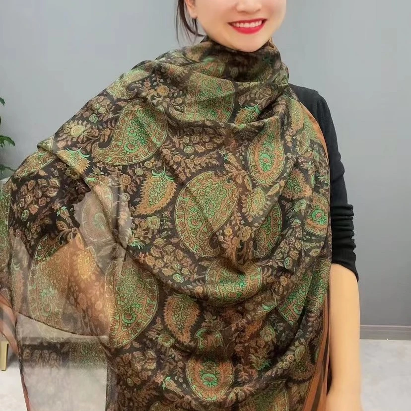 美丝宸清仓腰果花130*180云纹纱新款大尺寸沙滩巾洋气复古披肩女