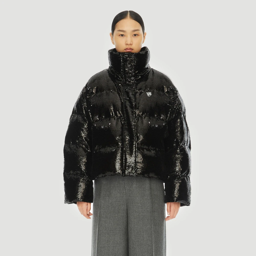 UOOYAA/乌丫经典摩登珠片绣丝绒短款廓形羽绒服UY21412Y100136
