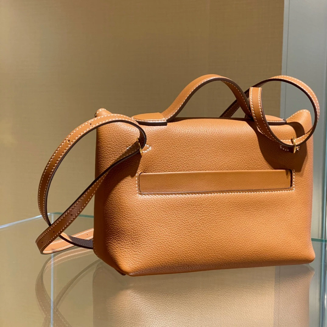 2424单肩斜挎女包