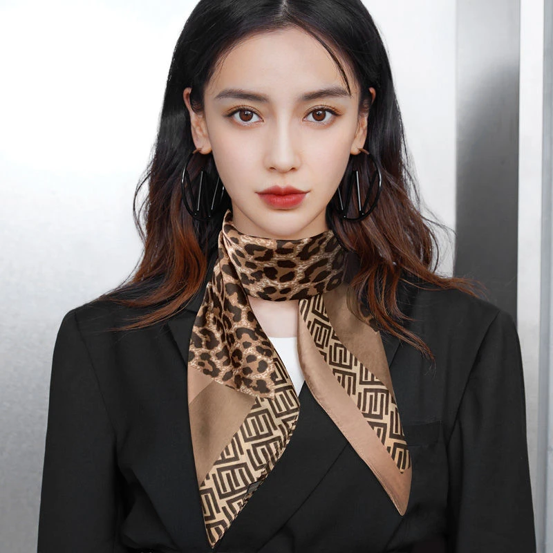70小豹纹方巾丝巾[送丝巾扣]