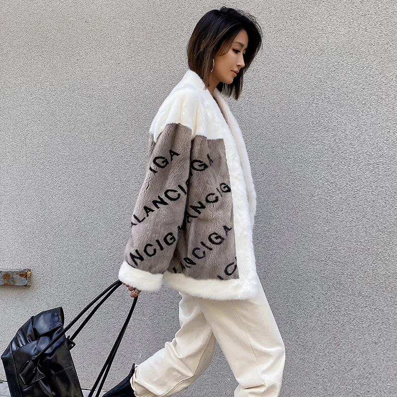 【撤柜福利】貂皮外套女V领印花短款时尚年轻款海宁貂皮大衣女整貂