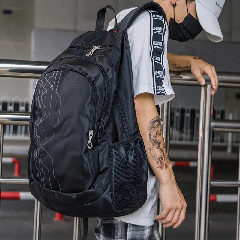 大容量双肩包男初中高中生书包校园轻便百搭旅行背包女时尚学生包