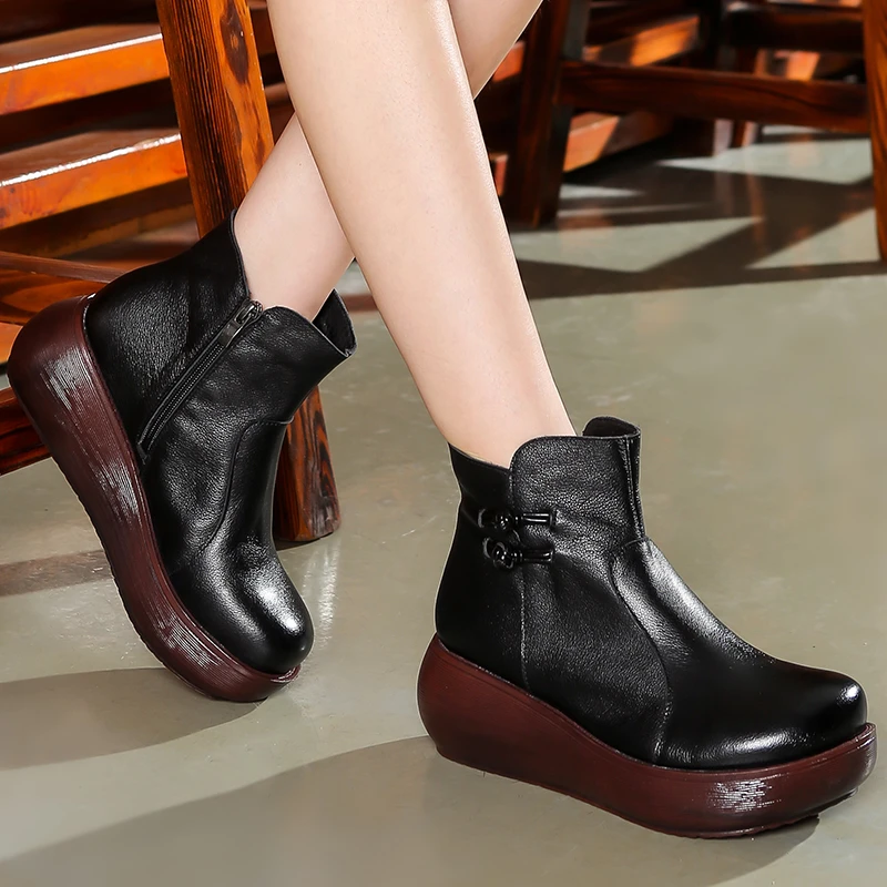 嫔妃丽人侧边短靴新款色时装靴坡跟聚氨酯底民族风女靴子真皮女鞋