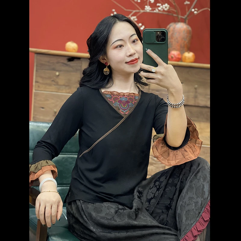 【2022春款】民族风刺绣打底衫DDS90208