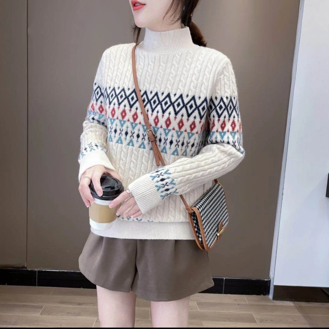 菱格绞花半高领加厚套头毛衣女2024年秋冬款女士保暖上衣慵懒风