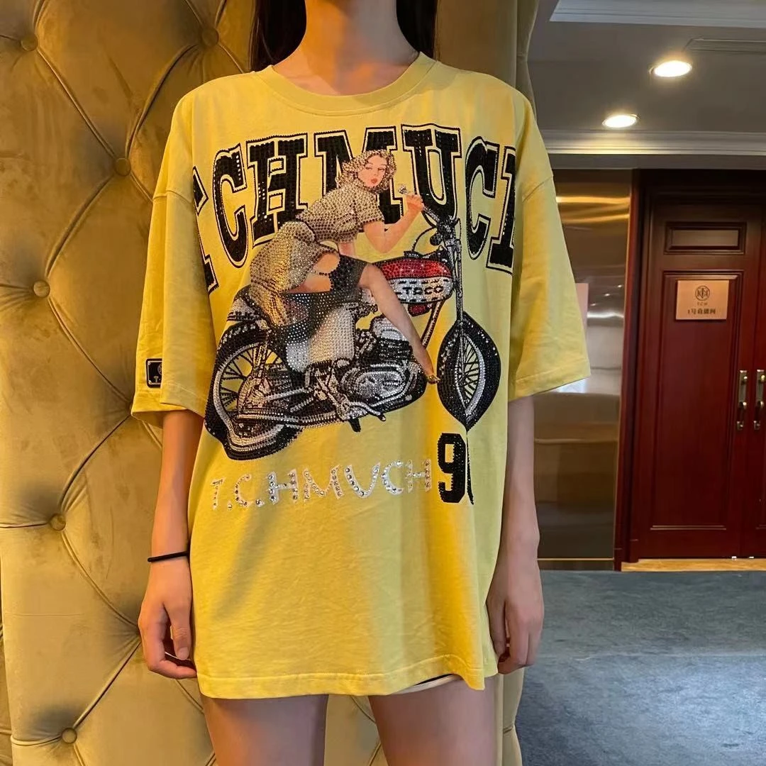 TCH轻奢烫钻工艺摩托车美女黄色短袖洋气T恤女T21310C6020私服tch