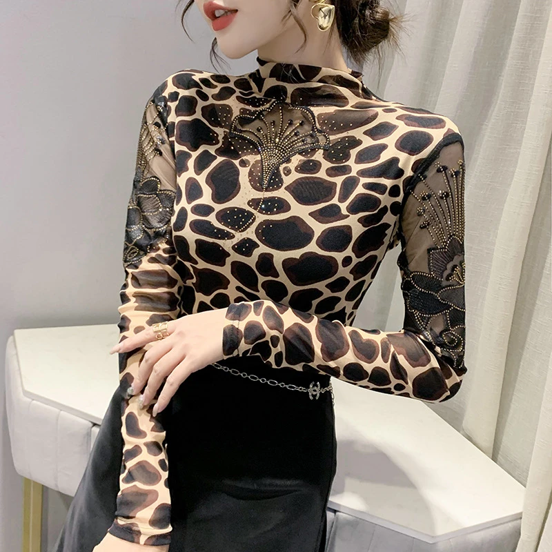 网红摩登舞练功服女士国标吉特巴广场服装豹纹舞蹈服拉丁舞上衣潮