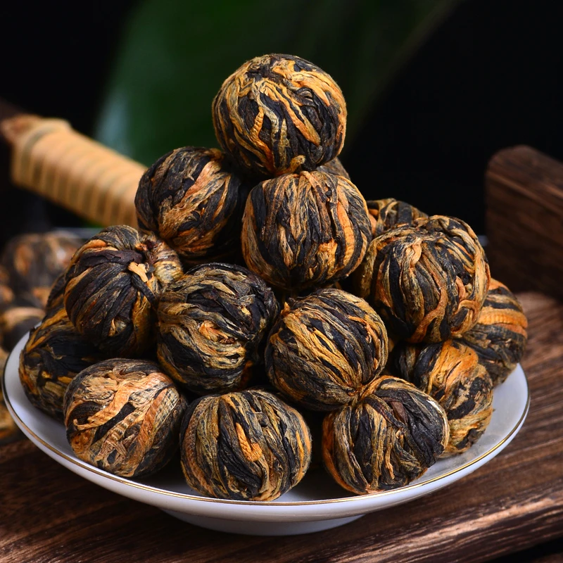 凤庆滇红茶花香蜜香绣球传统工艺手工龙珠茶叶袋装通用一两品鉴