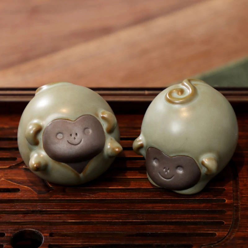 【成艺】吉祥喜乐猴茶宠茶桌摆件陶瓷茶具两只装茶玩茶道器物把件