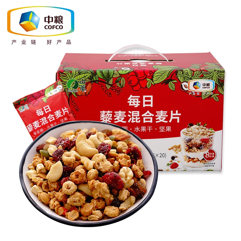 中粮山萃每日藜麦坚果水果综合麦片700g礼盒装