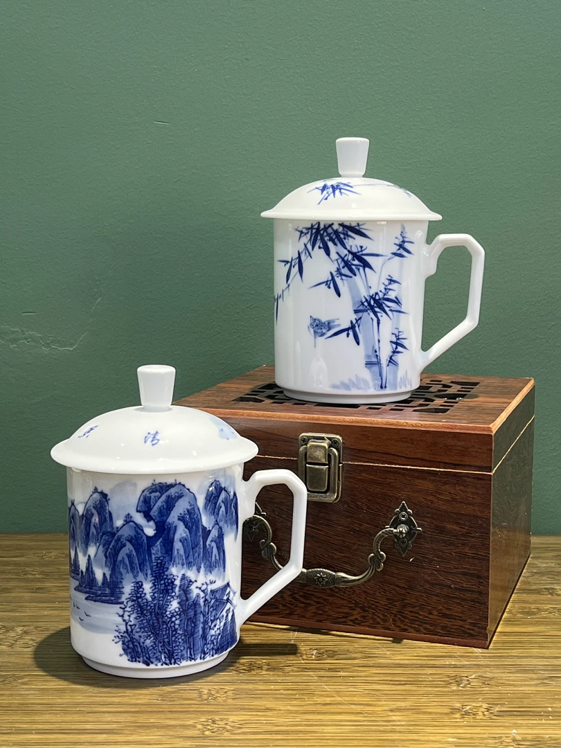 景德镇瓷办公杯陶瓷手绘青花山水泡茶杯双层透光杯