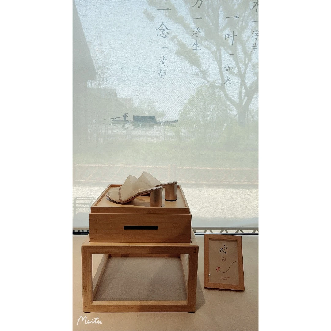 如履平地 | 高跟鞋新国风夏季时尚甜美通用便携式高跟鞋