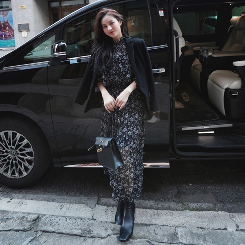 法式复古洋气显瘦碎花雪纺连衣裙秋装新款设计感小众气质减龄裙子