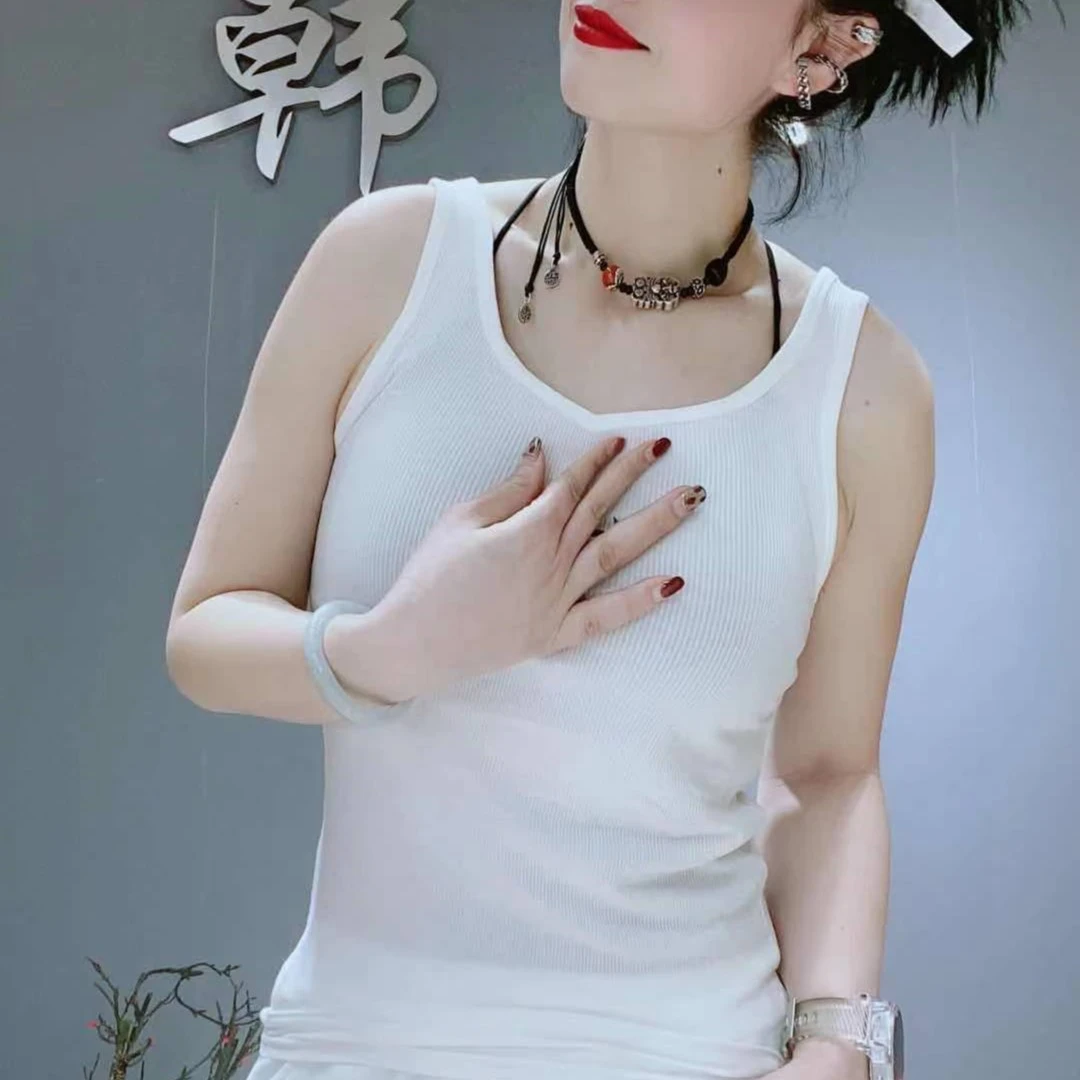 韩亚1984   066无袖打底（两件）