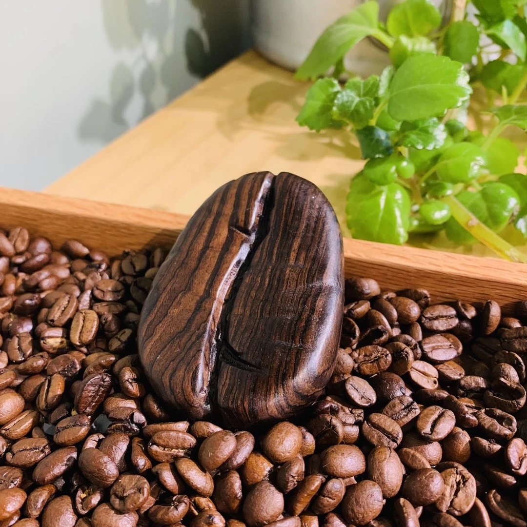 咖啡豆 紫光檀 实木摆件 56