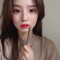 洛婕封面秒发